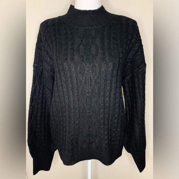 Vince Camuto Sweaters - NWT Vince Camuto Women Cable Knit Sweater Fall Black Medium